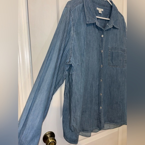 Westbound 2X Denim long sleeve shirt. Great condition, plus size - Picture 3 of 5